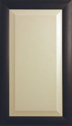 Фасад мебельный. Вставка выпуклая -  цвет "Дуб белый"  1155BD  Рамка -  цвет "Махагон" 1531-6